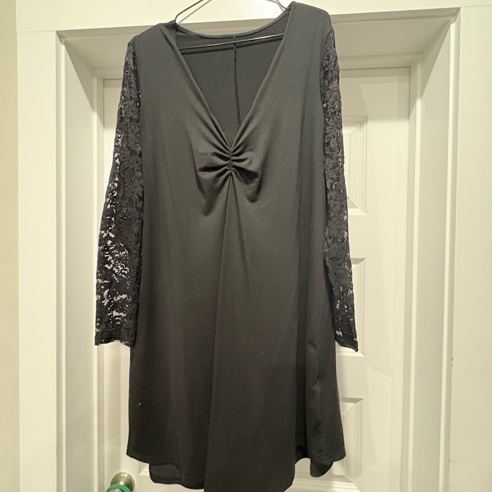 SHEIN Black Long Sleeve Dress with Lace